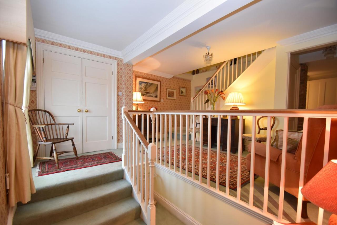 Whitefriars, Rye - Central Location With Parking For 3 Cars - Large Family Home Zewnętrze zdjęcie