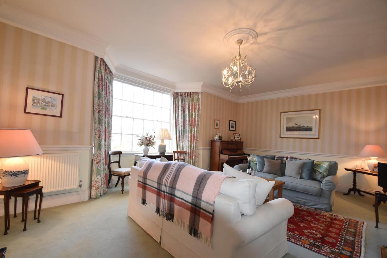 Whitefriars, Rye - Central Location With Parking For 3 Cars - Large Family Home Zewnętrze zdjęcie